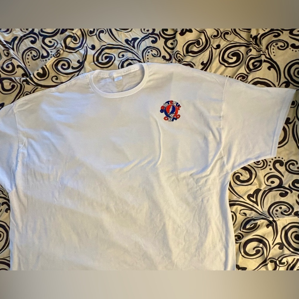 NEW-Grateful Dead White T-Shirt
iconic logo -classic crew Neck
Mens 5X